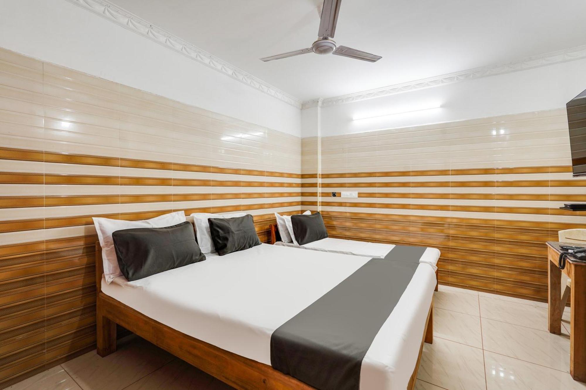 Super Hotel O Sharmila Guest House Kottakuppam Екстериор снимка