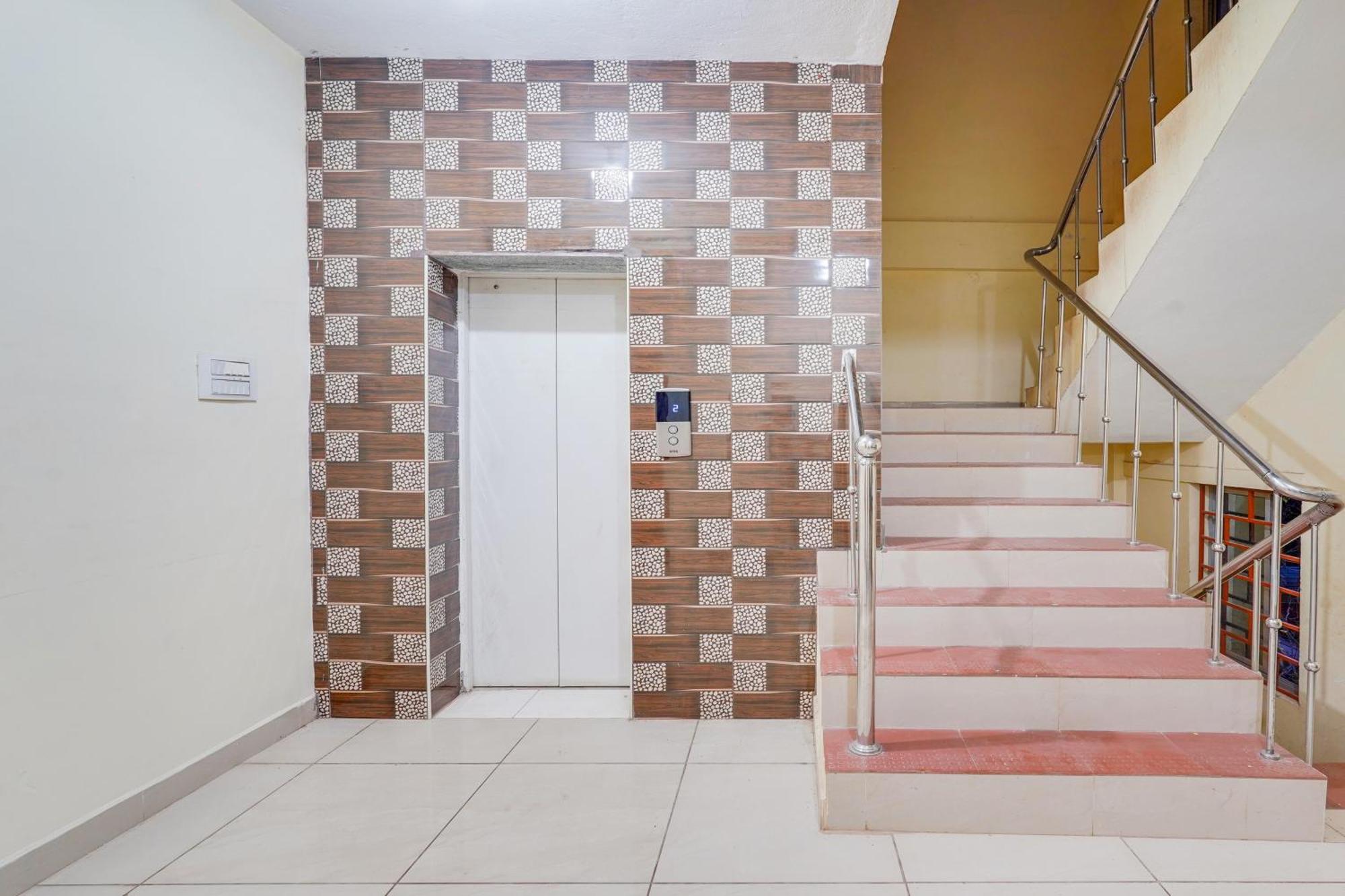 Super Hotel O Sharmila Guest House Kottakuppam Екстериор снимка